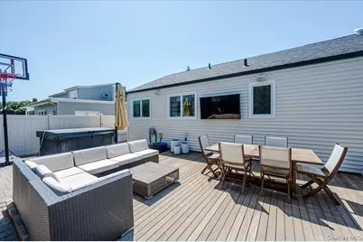 64 Nearwater Avenue, Massapequa, NY 11758 - Photo 28