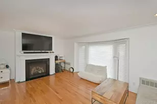 3544 Woodward St, Oceanside, NY 11572 - Photo 6
