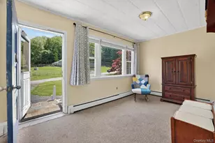 48 Forest Ave, Cortlandt Manor, NY 10567 - Photo 6