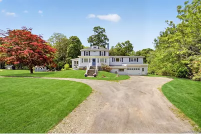 48 Forest Avenue, Cortlandt Manor, NY 10567 - Photo 2
