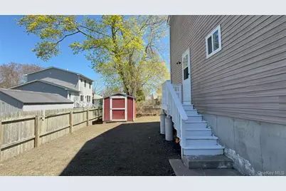29 Sheridan Drive, Shirley, NY 11967 - Photo 32