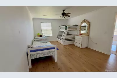 29 Sheridan Drive, Shirley, NY 11967 - Photo 24