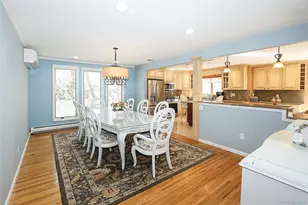 395 Ridgefield Rd, Hauppauge, NY 11788 - Photo 8