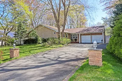 395 Ridgefield Road, Hauppauge, NY 11788 - Photo 1