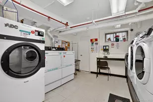 2105 Wallace Ave, Bronx, NY 10462 - Photo 16