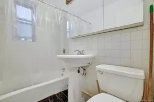 2105 Wallace Ave, Bronx, NY 10462 - Photo 14