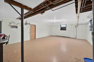 76-19 Ditmars Blvd, East Elmhurst, NY 11370 - Photo 24