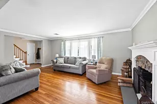 1 Autumn Dr, Hauppauge, NY 11788 - Photo 12