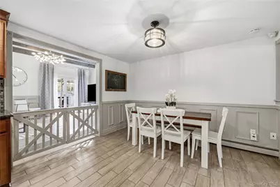 1055 Sipp Avenue, Medford, NY 11763 - Photo 12
