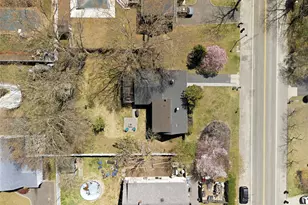1055 Sipp Ave, Medford, NY 11763 - Photo 44