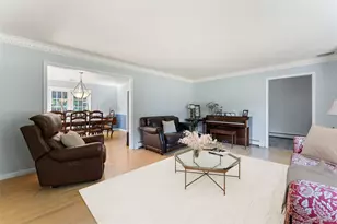 14 Earlwood Dr, Poughkeepsie, NY 12603 - Photo 6