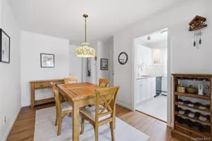 96 Finch Ln, Islip, NY 11751 - Photo 10