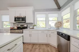 55 Hickory Rd, Rocky Point, NY 11778 - Photo 8