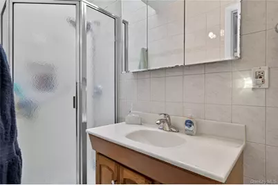 8 7th Street, Carle Place, NY 11514 - Photo 12