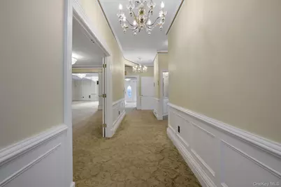 411 Albany Avenue, Kingston, NY 12401 - Photo 32