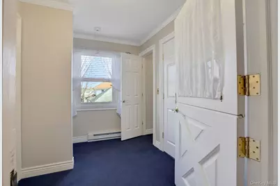 411 Albany Avenue, Kingston, NY 12401 - Photo 8