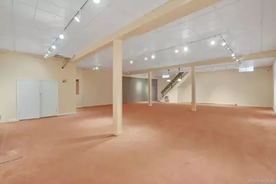 411 Albany Avenue, Kingston, NY 12401 - Photo 26