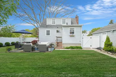 55 Westwood Avenue, Deer Park, NY 11729 - Photo 6