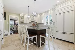 10 Massachusetts Blvd, Floral Park, NY 11001 - Photo 12