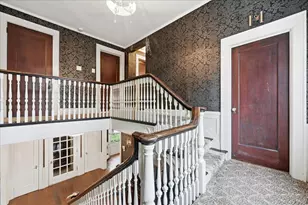 10 Massachusetts Blvd, Floral Park, NY 11001 - Photo 18