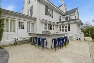 10 Massachusetts Blvd, Floral Park, NY 11001 - Photo 32
