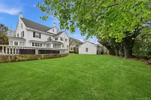 10 Massachusetts Blvd, Floral Park, NY 11001 - Photo 36
