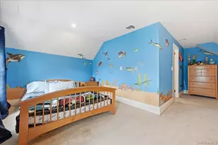 10 Massachusetts Blvd, Floral Park, NY 11001 - Photo 26