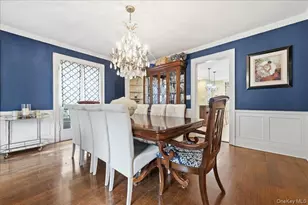 10 Massachusetts Blvd, Floral Park, NY 11001 - Photo 10
