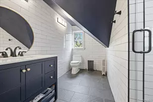 10 Massachusetts Blvd, Floral Park, NY 11001 - Photo 28