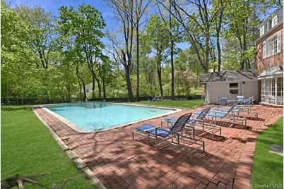 4 The Birches, Roslyn, NY 11576 - Photo 28