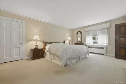 4 The Birches, Roslyn, NY 11576 - Photo 16