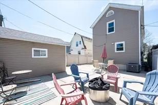 91-19 216th St, Queens Village, NY 11428 - Photo 20