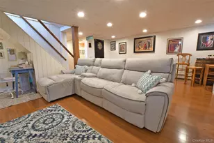 20 Conway St, Ronkonkoma, NY 11779 - Photo 26