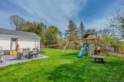 30 Clay Pitts Road, Greenlawn, NY 11740 - Photo 32