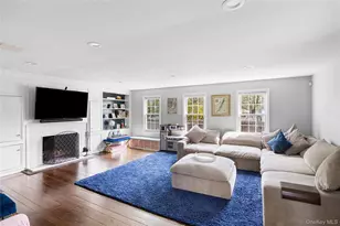 30 Clay Pitts Rd, Greenlawn, NY 11740 - Photo 12