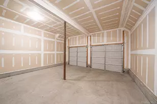 73 Elm Ave, Coram, NY 11727 - Photo 20