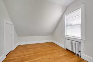 1353 Kiefer Ave, Elmont, NY 11003 - Photo 14