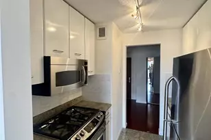 4 Martine Ave, White Plains, NY 10606 - Photo 6