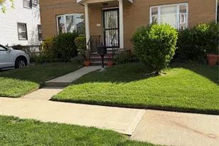 79-31 262nd St, Glen Oaks, NY 11004 - Photo 2