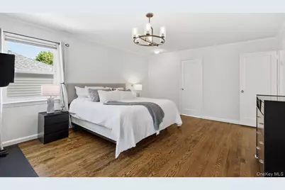 36 Stratford Road, New Rochelle, NY 10804 - Photo 18