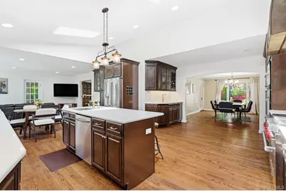 36 Stratford Road, New Rochelle, NY 10804 - Photo 10