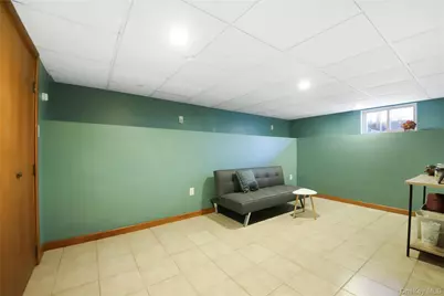 621 Jersey Avenue, Greenwood Lake, NY 10925 - Photo 12