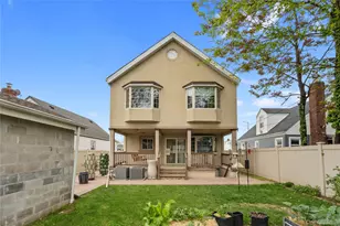 76-31 264th St, Glen Oaks, NY 11004 - Photo 28