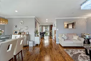 76-31 264th St, Glen Oaks, NY 11004 - Photo 4
