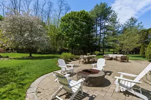 25 Makanna Dr, Huntington, NY 11743 - Photo 24