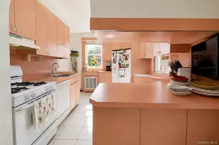 47-44 158th St, Flushing, NY 11358 - Photo 12