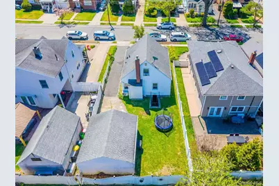 545 7th Avenue, New Hyde Park, NY 11040 - Photo 30
