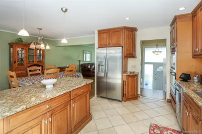 26 Daniel Drive, Glen Cove, NY 11542 - Photo 16