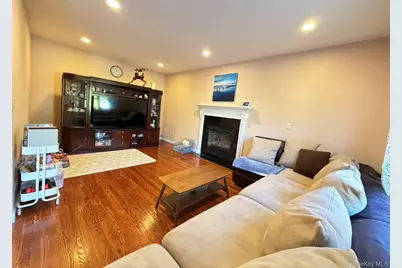 122 Walker Road, Mineola, NY 11501 - Photo 10
