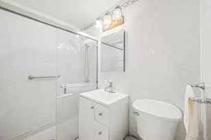 166-25 Powells Cove Blvd, Whitestone, NY 11357 - Photo 10